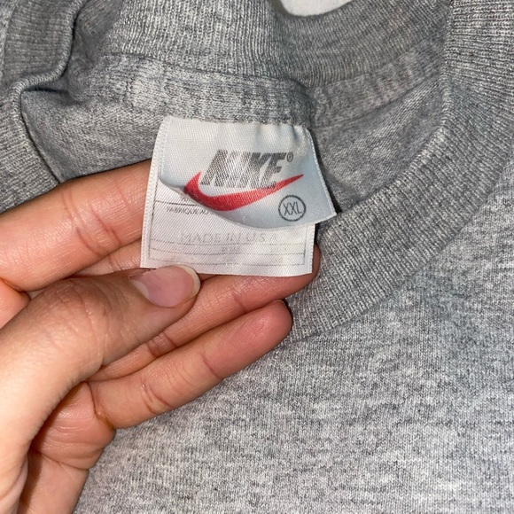 Nike vintage tshirt - Picture 3 of 3